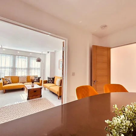 Stunning Spacious B.Apt. Slps.4 Londra Esterno foto