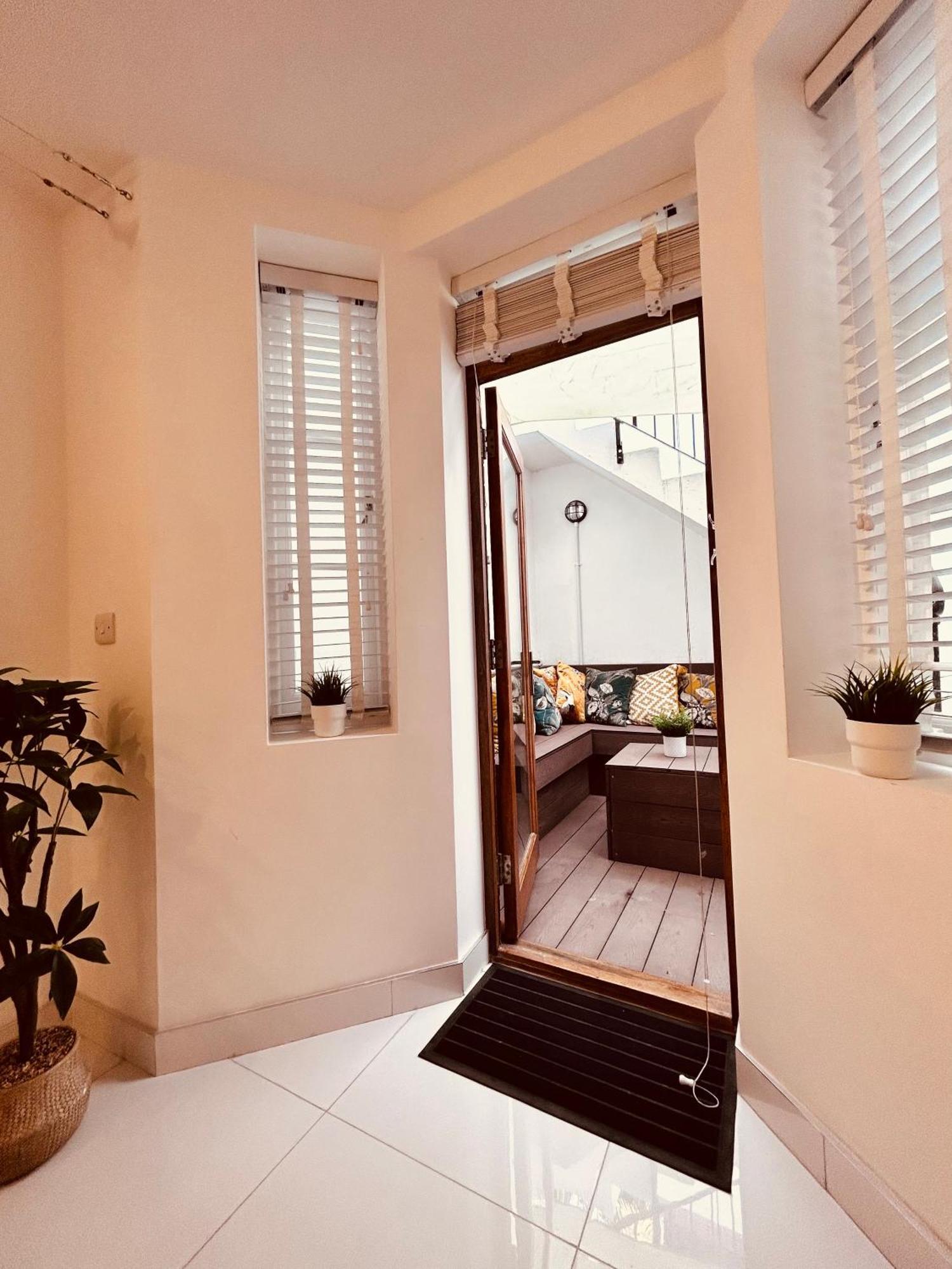 Appartamento Stunning Spacious B.apt. Slps.4