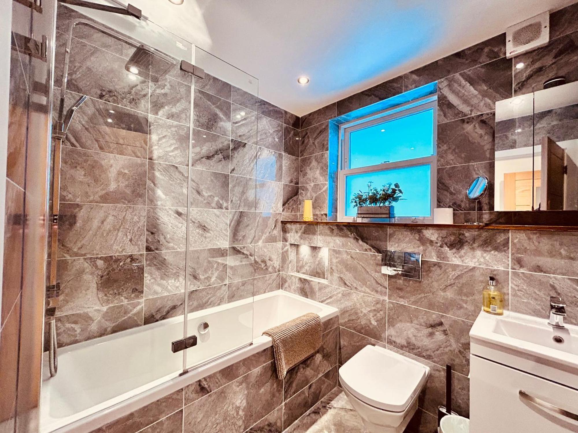 Appartamento Stunning Spacious B.apt. Slps.4 *